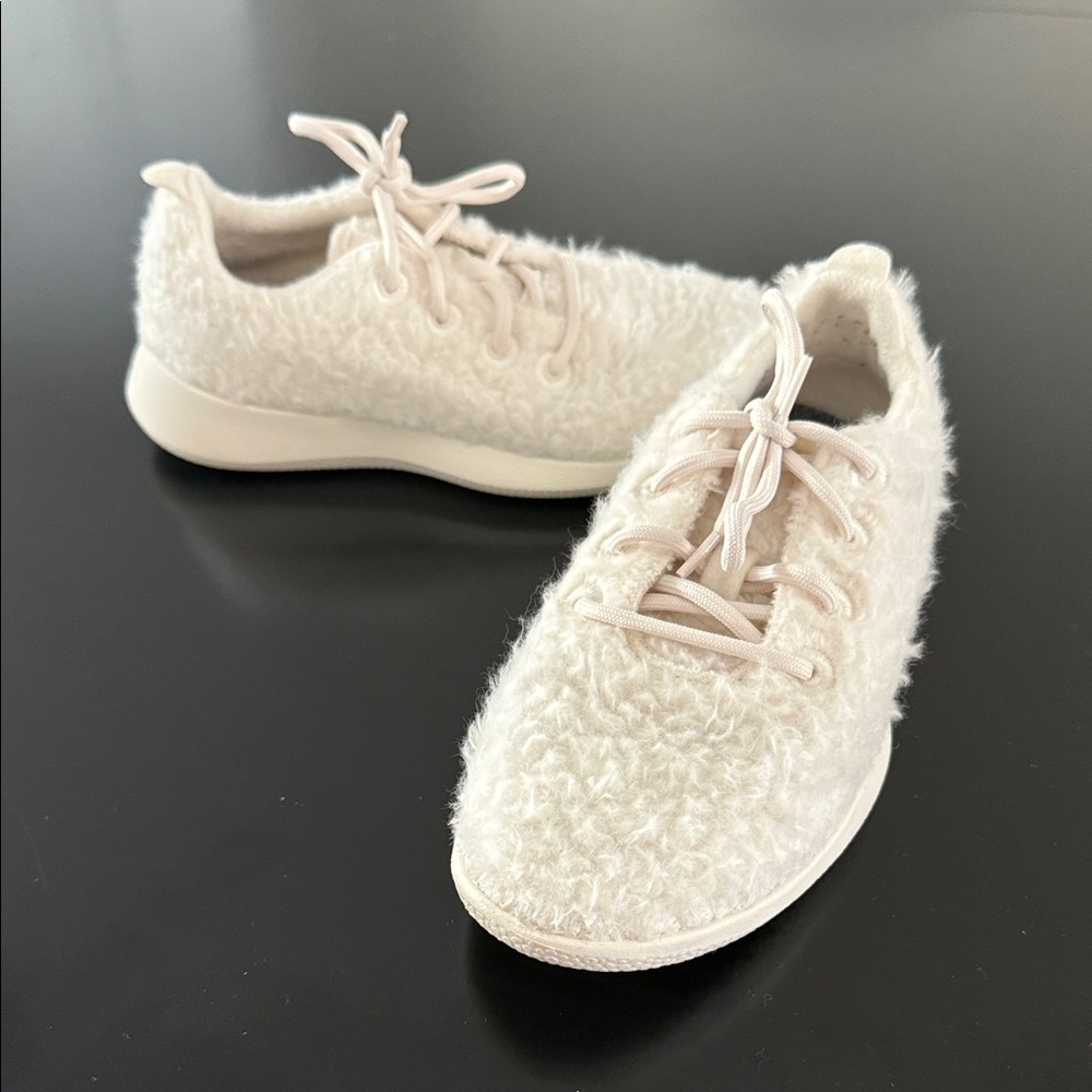 Smallbirds (youth Allbirds) Sherpa Boucle Loungers size Y2
